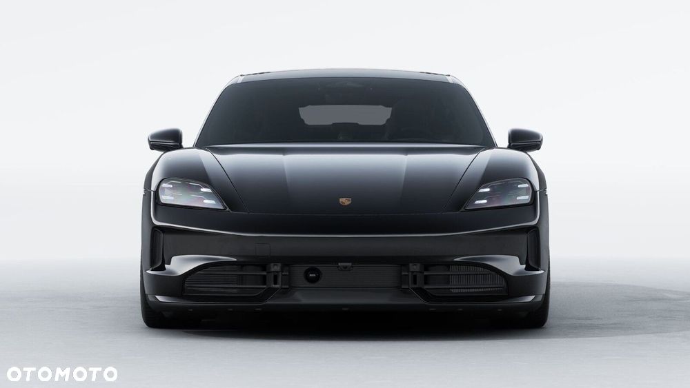 Porsche Taycan - 7