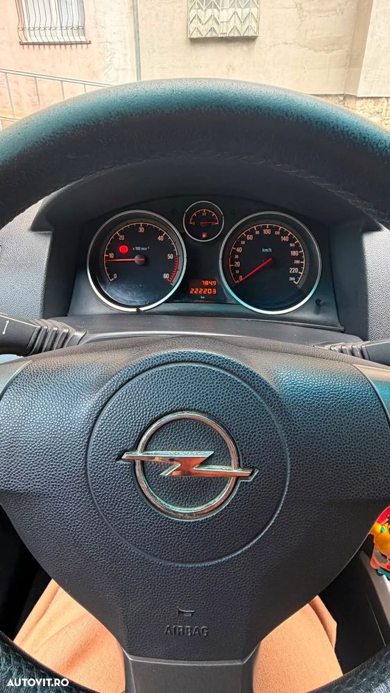 Opel Astra - 3