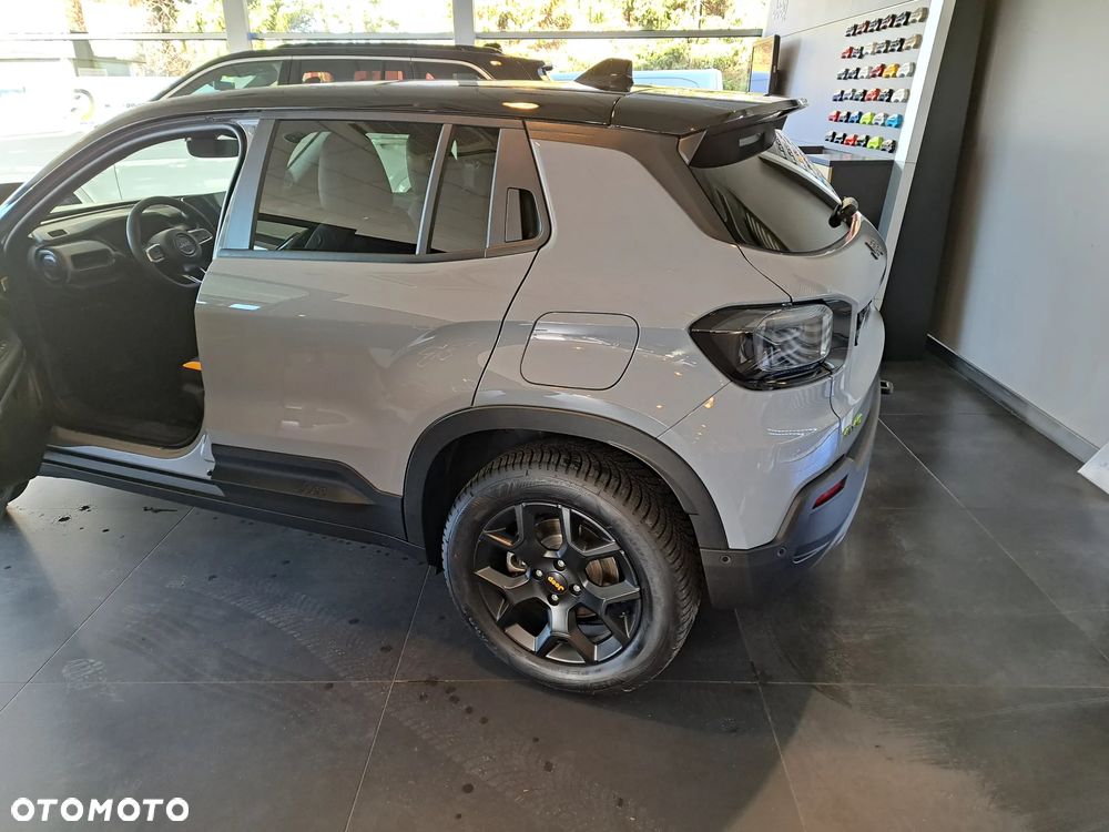 Jeep Avenger 1.2 T3 mHEV The North Face 4xe eDCT6 - 3