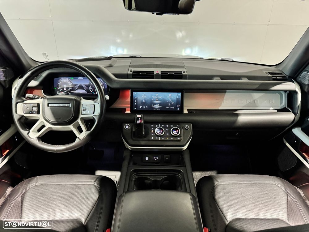 Land Rover Defender 3.0 I6 110 AWD X-Dynamic HSE - 18
