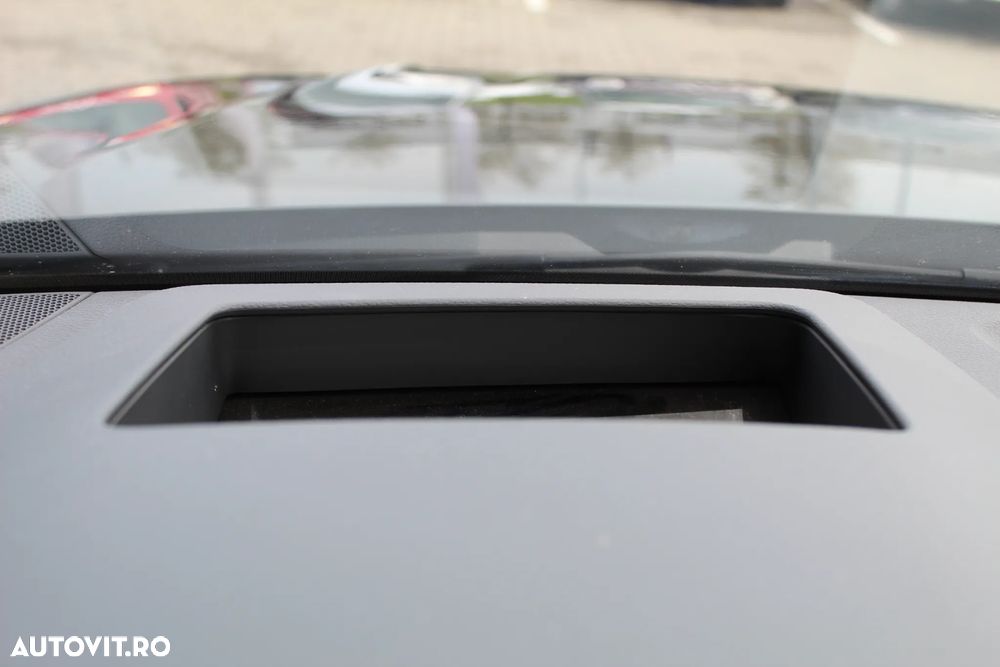 Audi Q8 55 TFSIe quattro tiptronic - 14