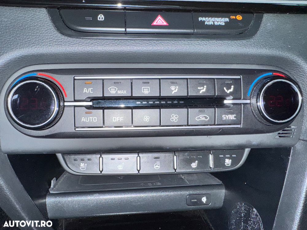 Kia XCeed 1.5 T-GDI OPF DCT7 PLATINUM EDITION - 13