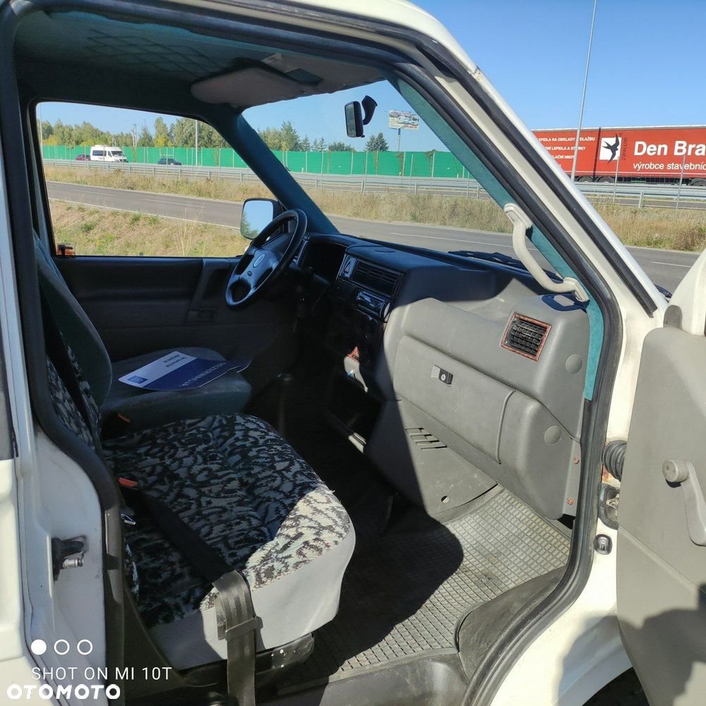 Volkswagen Transporter - 19