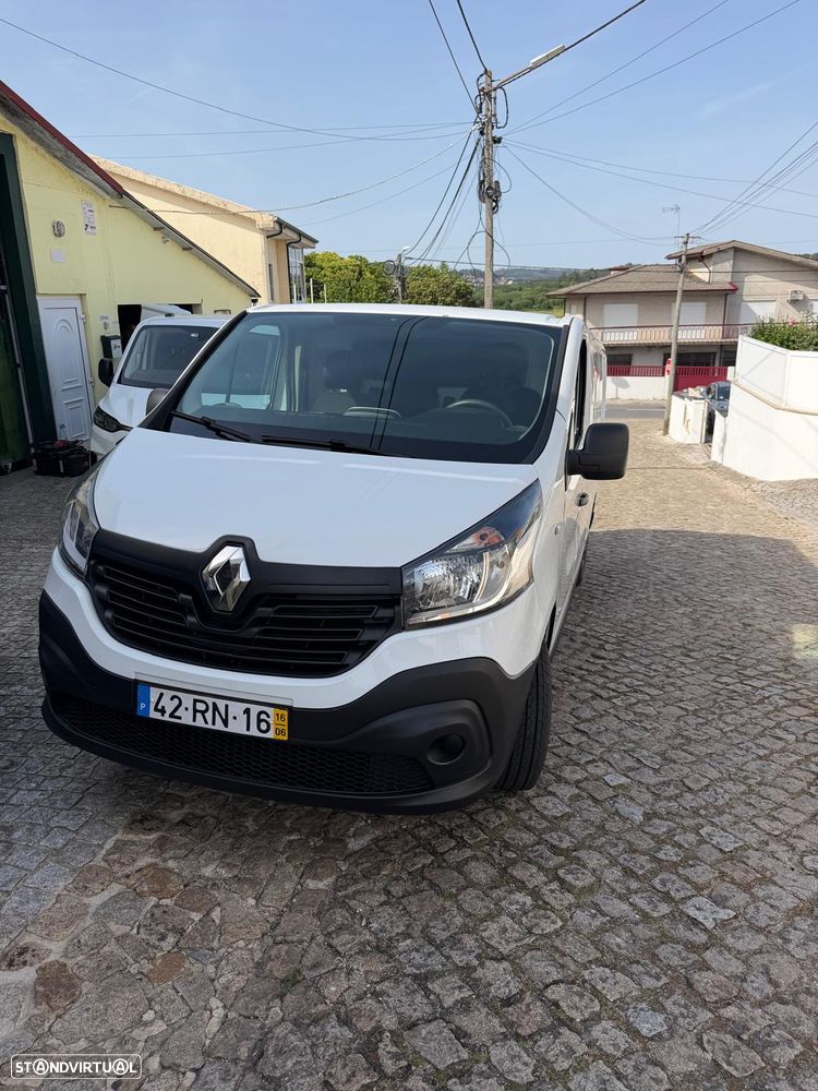 Renault Trafic - 1
