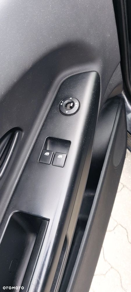 Kia Ceed 1.6 CVVT Dream-Team Edition - 8