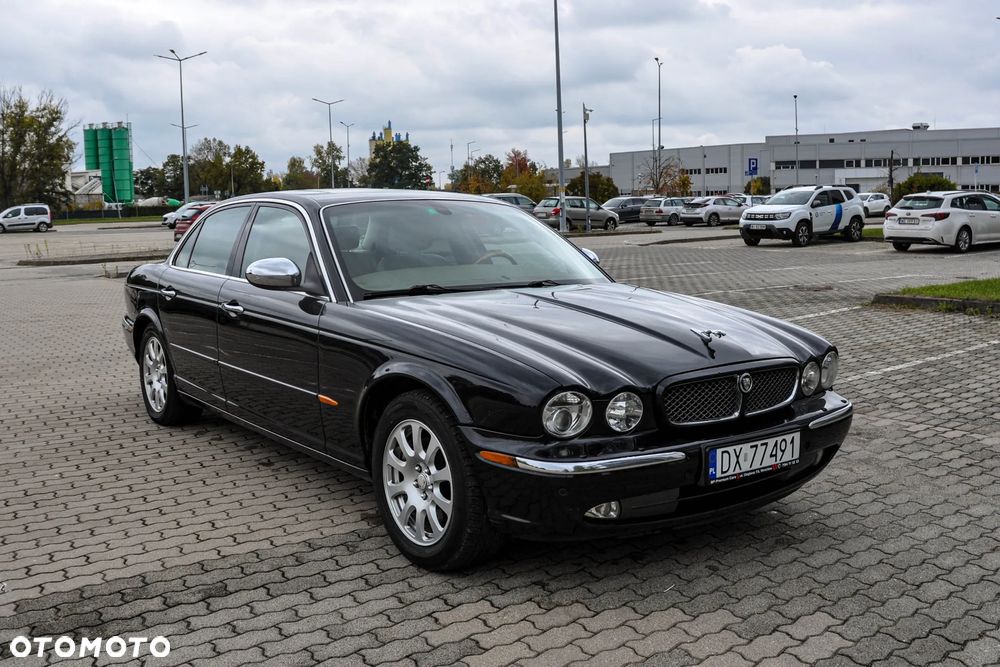 Jaguar XJ - 6