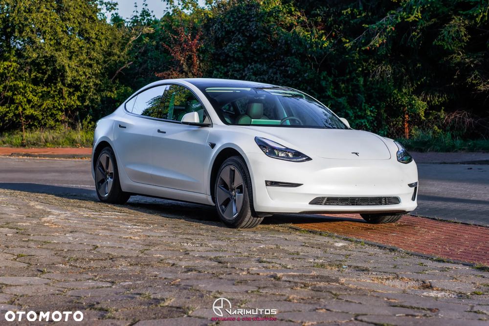 Tesla Model 3 Long Range AWD Premium - 1