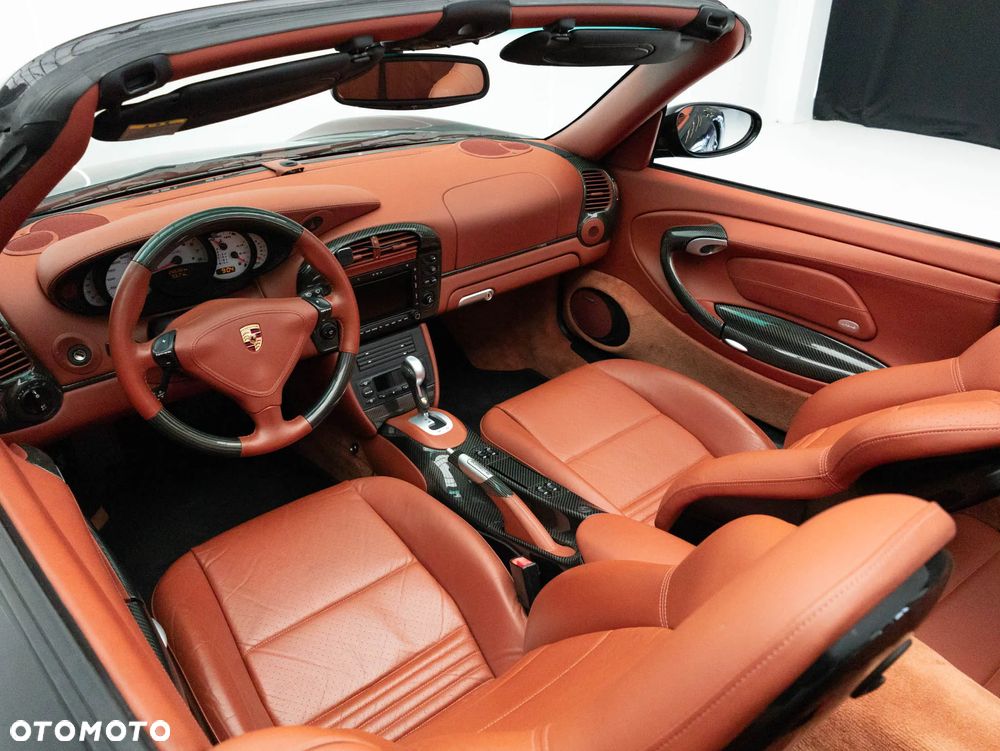 Porsche 911 - 18