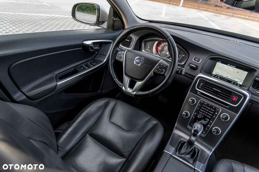Volvo V60 - 18