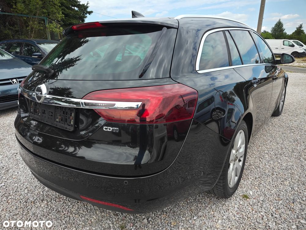 Opel Insignia - 30