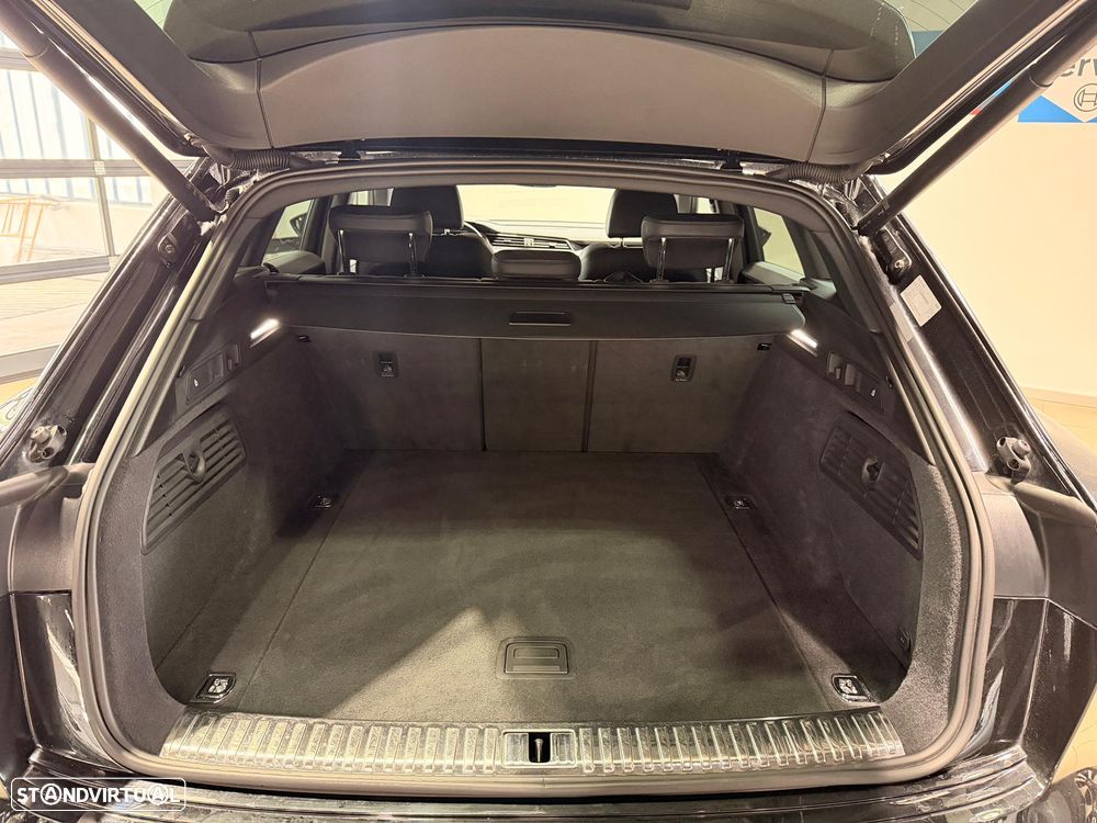 Audi e-tron 55 quattro S line - 18