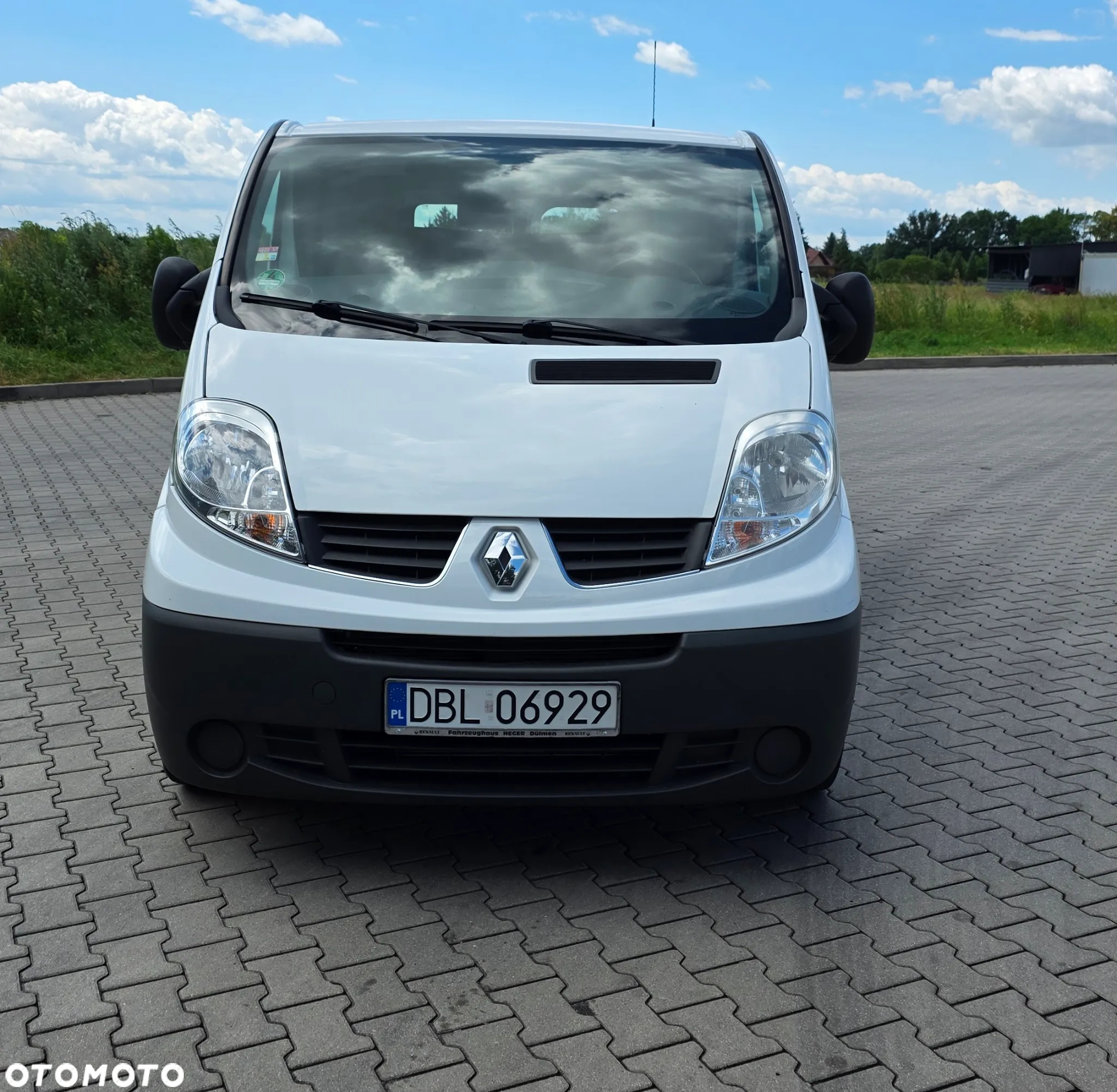 Renault TRAFIC - 12