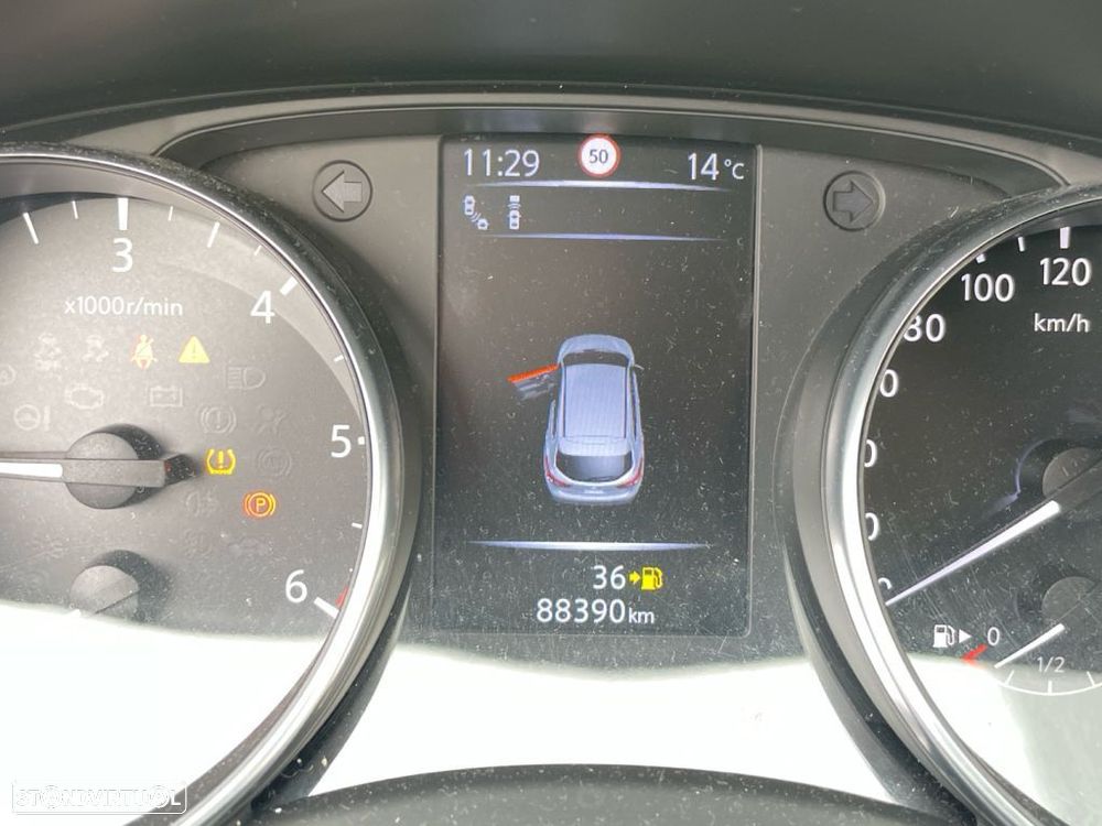 Nissan Qashqai 1.5 dCi Tekna - 3