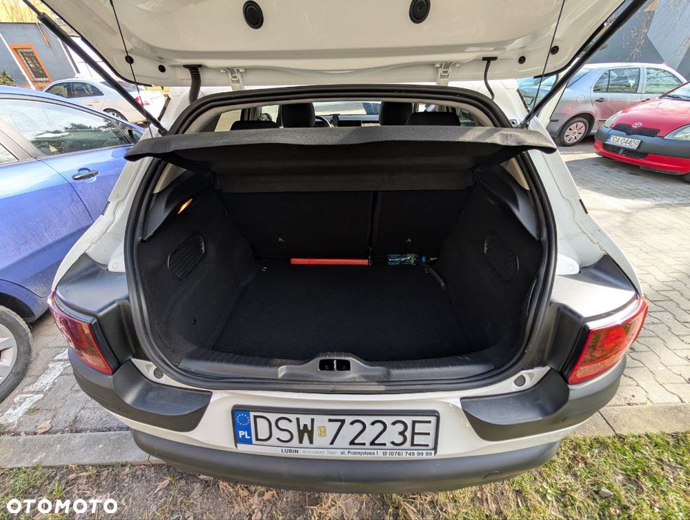 Citroën C4 Cactus - 11