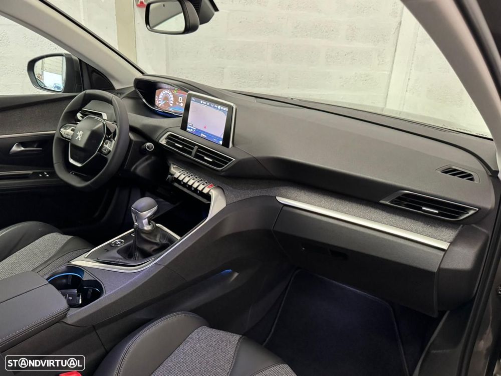 Peugeot 3008 1.5 BlueHDi Allure - 37
