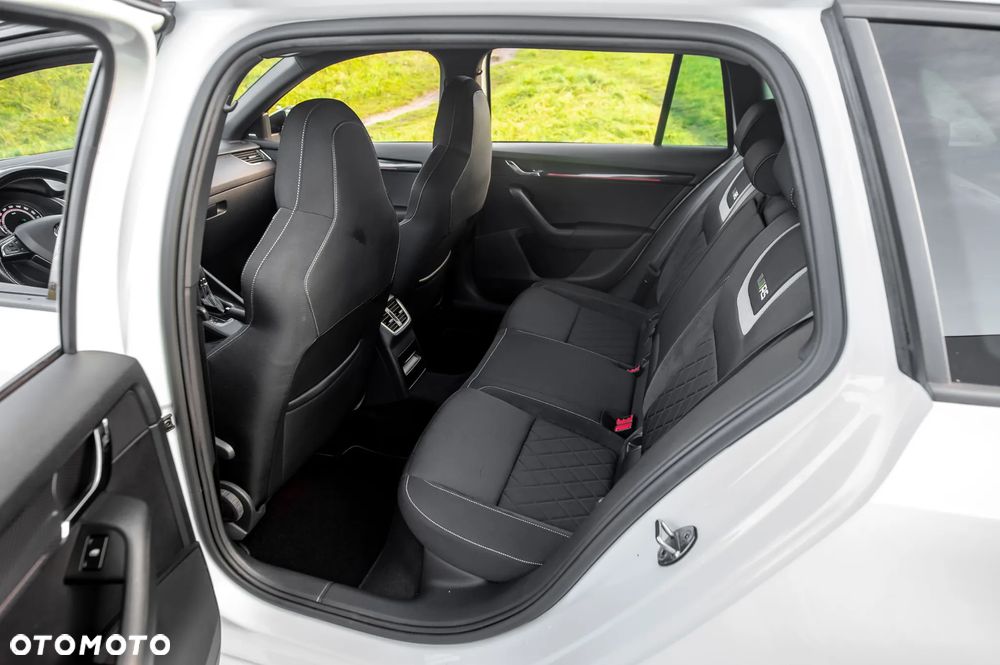 Skoda Octavia 2.0 TSI RS 230 - 22