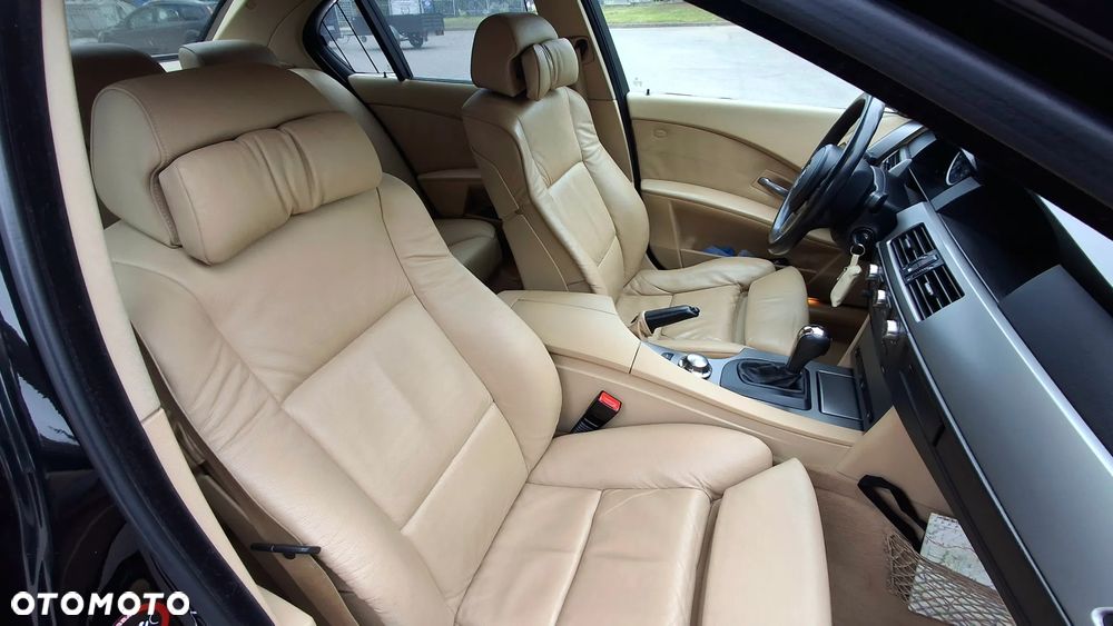 BMW Seria 5 530i - 13