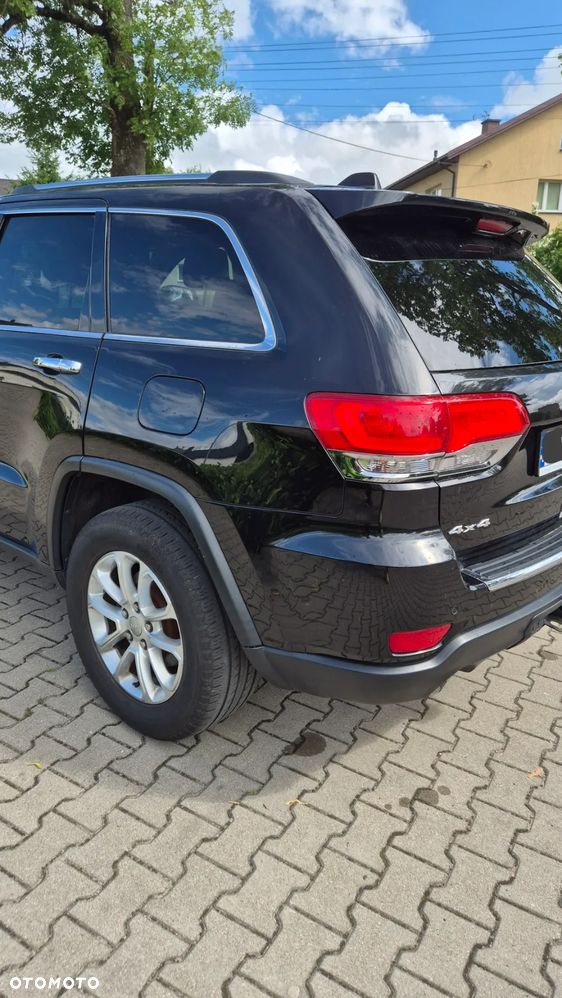 Jeep Grand Cherokee - 14
