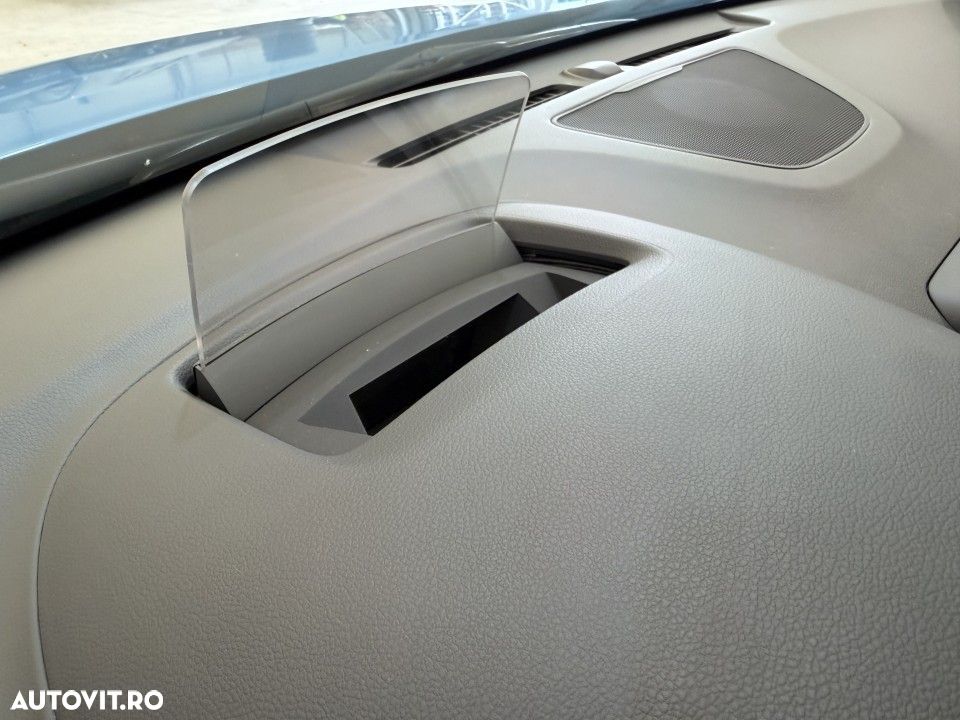 Hyundai KONA - 9