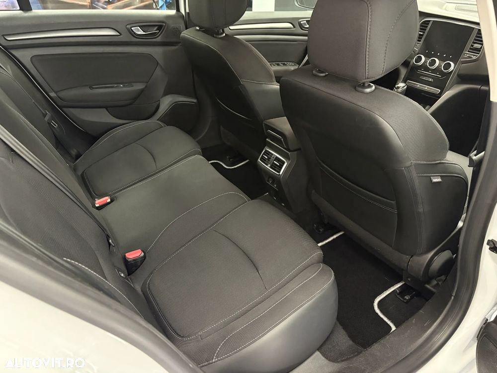 Renault Megane BLUE dCi 115 Techno - 18