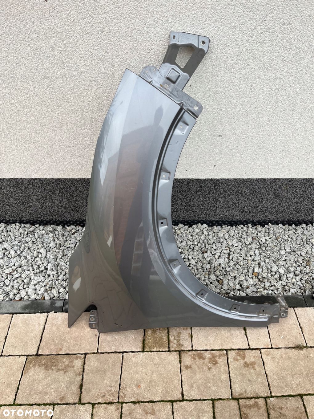MITSUBISHI ECLIPSE CROSS PRAWY PRZEDNI BLOTNIK - 1