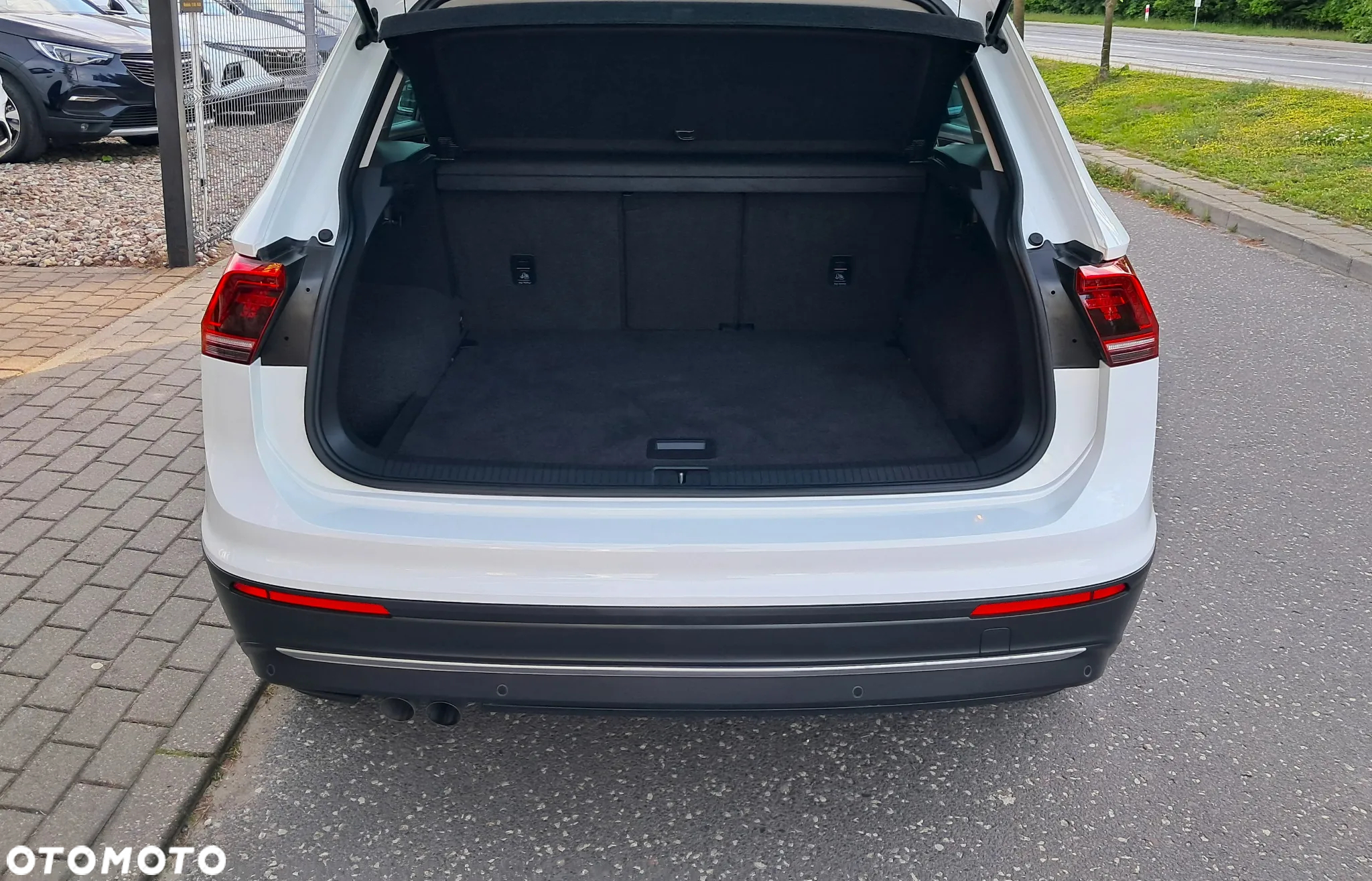 Volkswagen Tiguan - 38