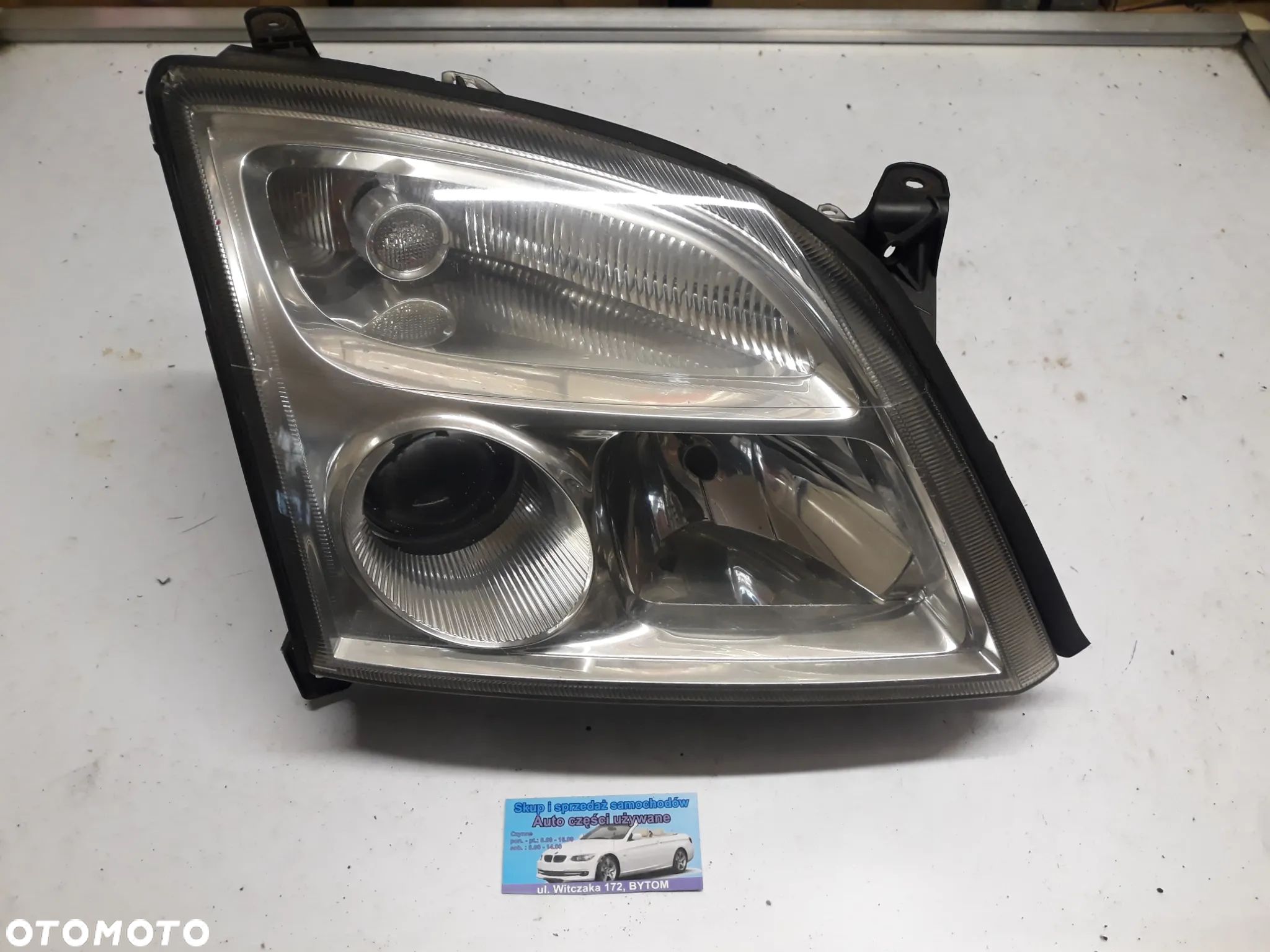 LAMPA PRAWY PRZÓD OPEL VECTRA C 2002r  155888-00  PRZETWORNICA 5DV008290-00 - 1