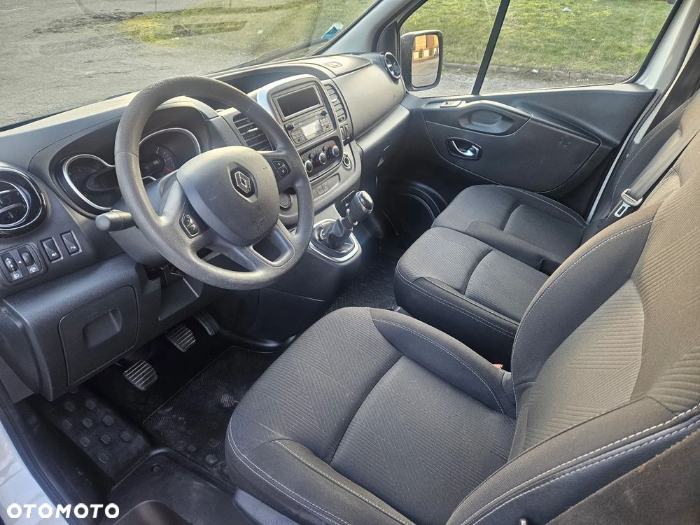 Renault Trafic - 14