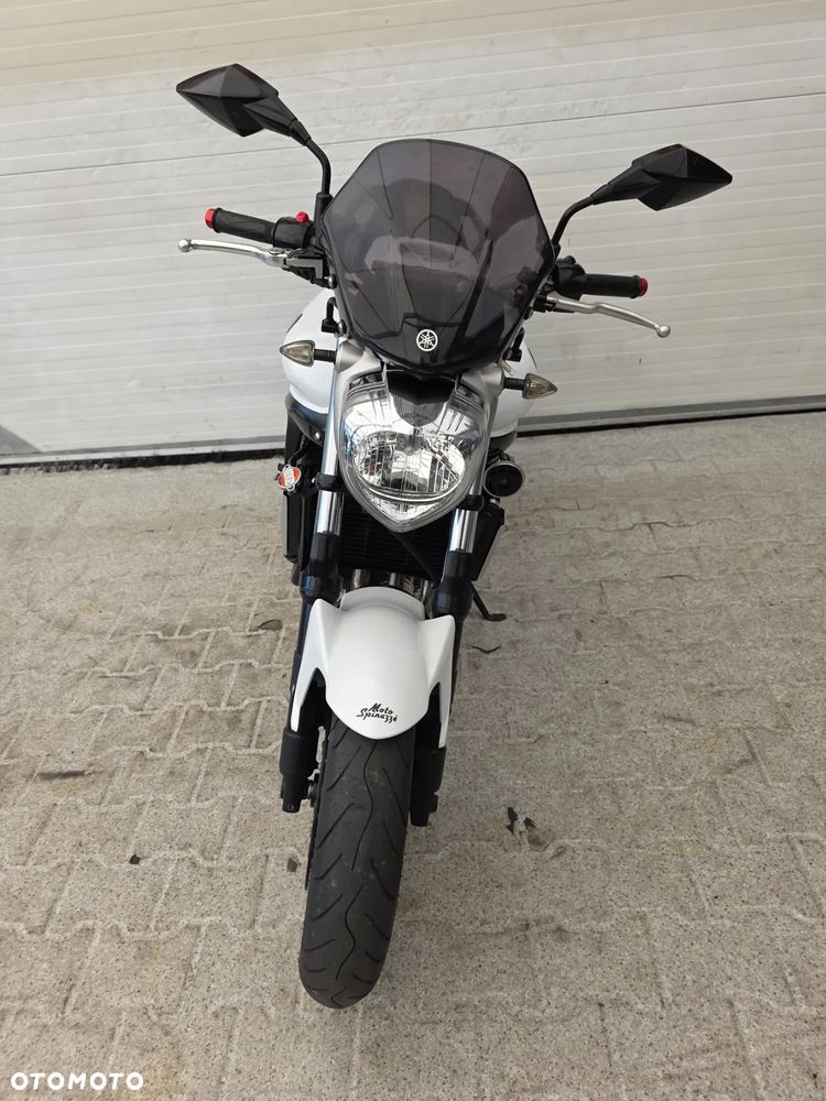Yamaha FZ - 13