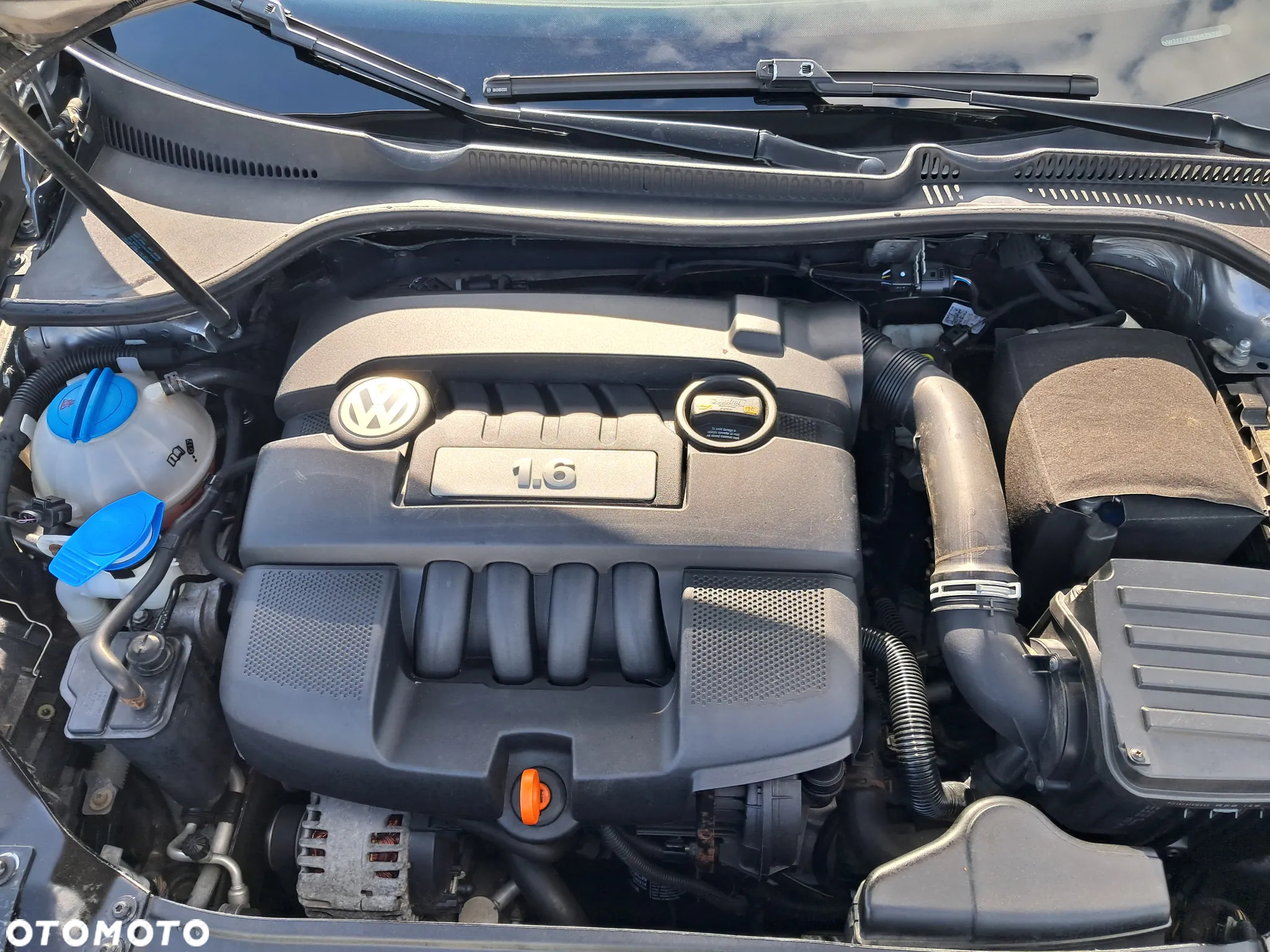 Volkswagen Golf 1.6 Comfortline - 14
