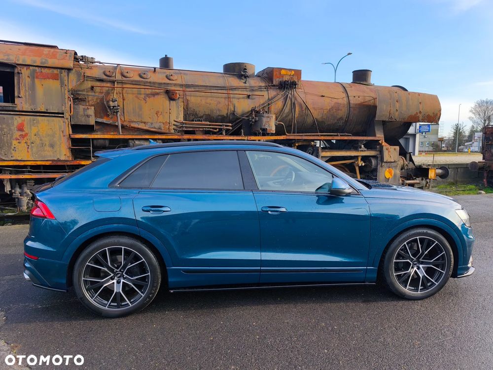 Audi SQ8 - 9
