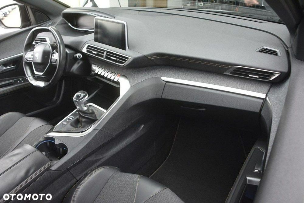 Peugeot 3008 1.5 BlueHDi GT S&S - 13