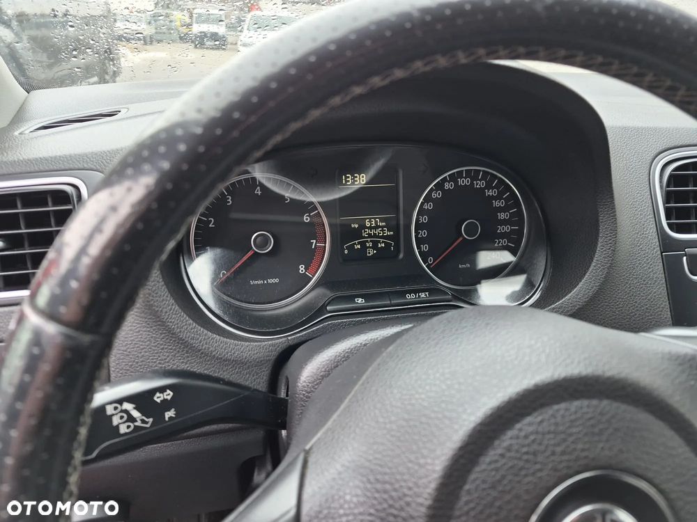 Volkswagen Polo - 16