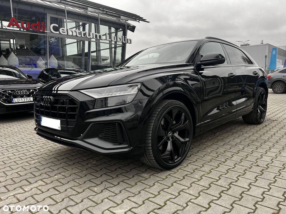 Audi Q8 - 1