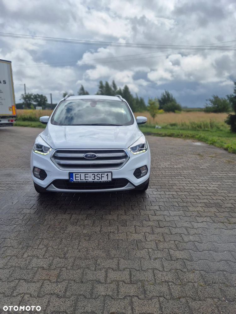 Ford Kuga 1.5 EcoBoost 2x4 Individual - 11