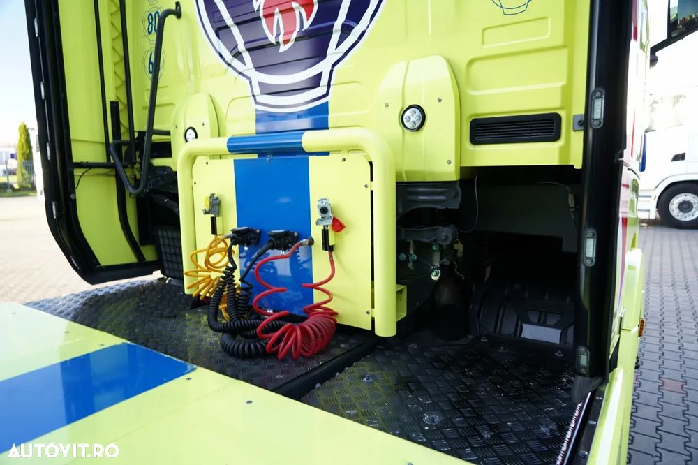 Scania S 520 / V8 / RETARDER / I-PARK COOL / COMPLET AIRMATIC / PIELE / - 17