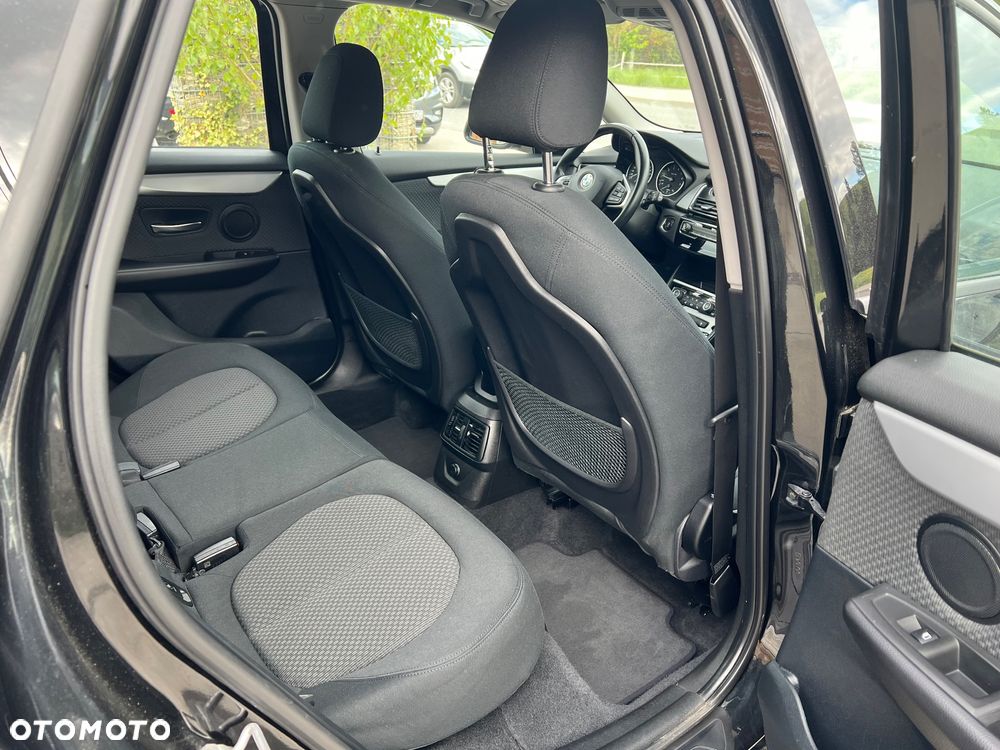 BMW Seria 2 220i GT Luxury Line - 28