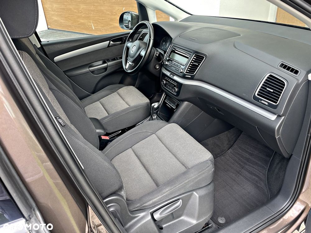 Volkswagen Sharan 2.0 TDI DSG BlueMotion Technology Comfortline - 15