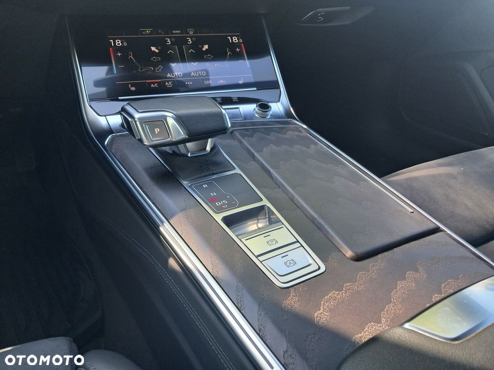 Audi A6 Avant - 23