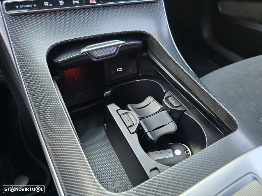 Mercedes-Benz C 300 e T 9G-TRONIC AMG Line - 39