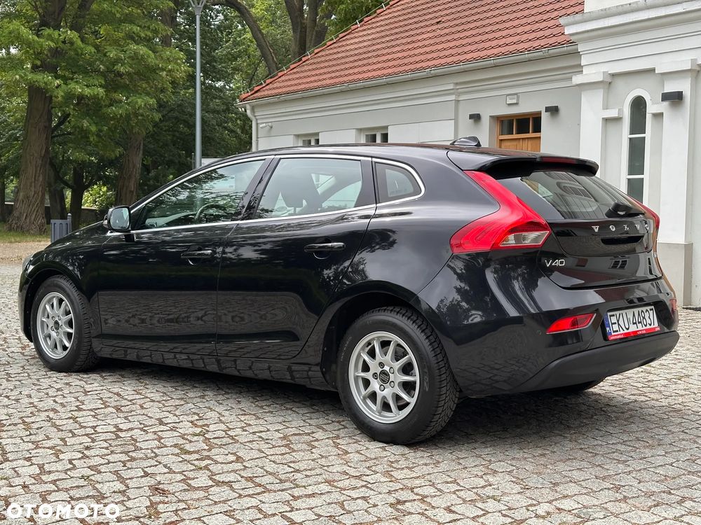 Volvo V40 D2 Summum - 23