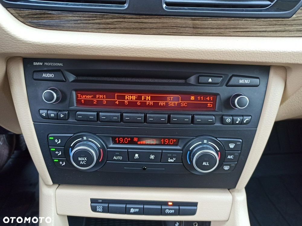 BMW X1 - 14