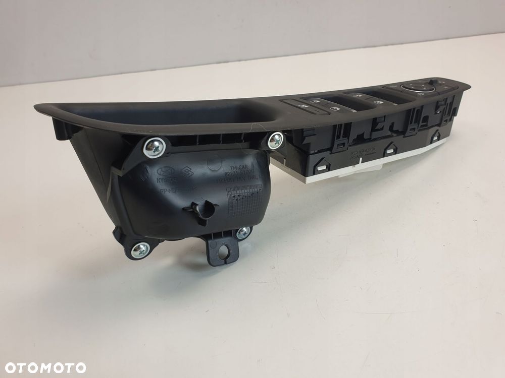 Santa Fe IV PANEL STEROWANIA SZYBAMI 82730-S1000 - 9