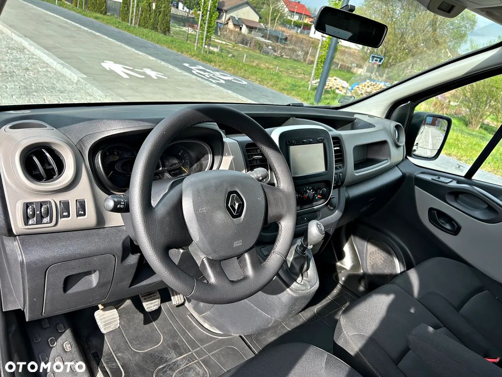 Renault Trafic - 8