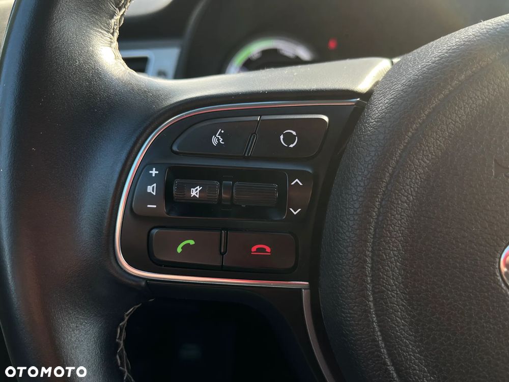 Kia Niro 1.6 GDI Hybrid M - 17