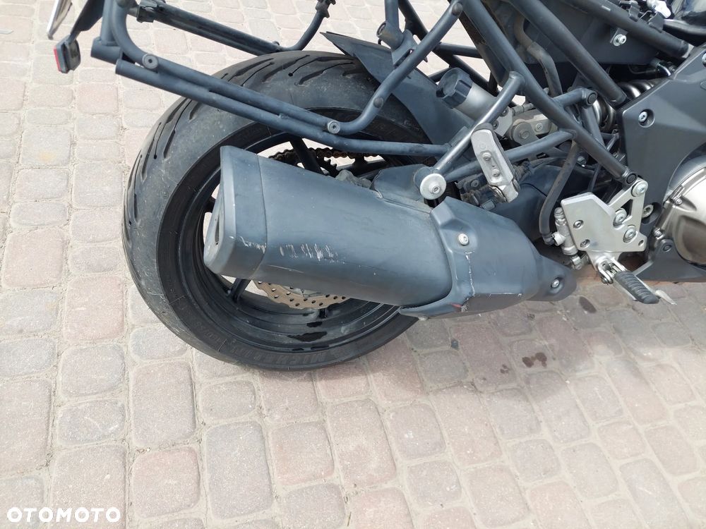 Kawasaki Versys 1000 - 8