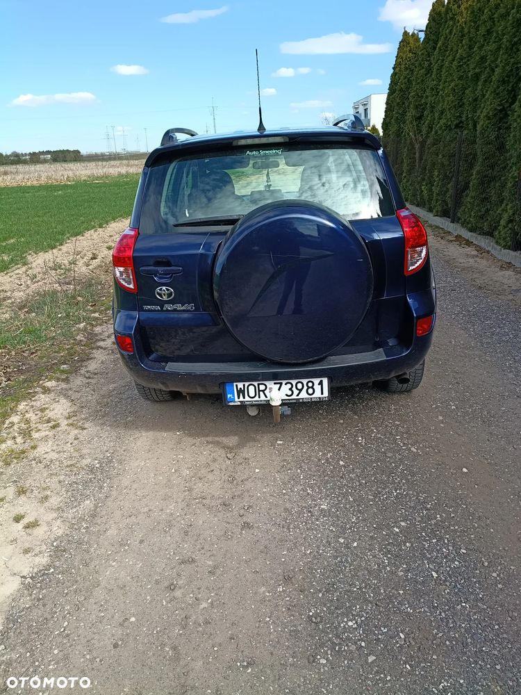 Toyota RAV4 2.2 D-CAT 4x4 Executive - 3
