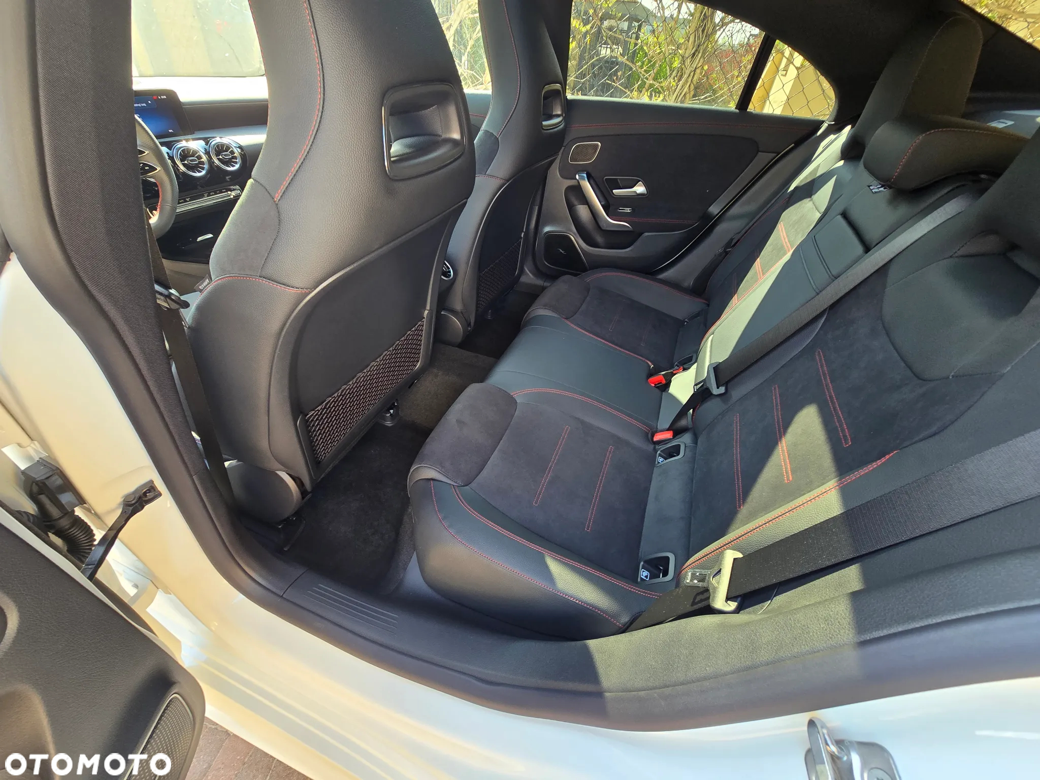 Mercedes-Benz CLA 200 AMG Line 7G-DCT - 16