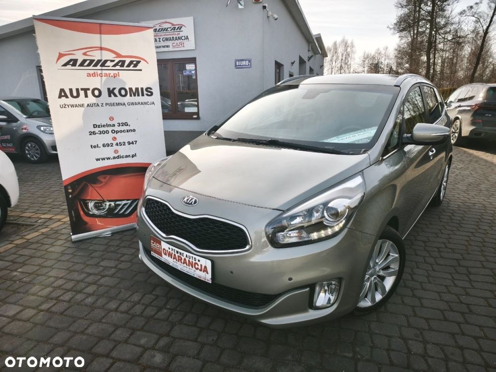 Kia Carens - 1