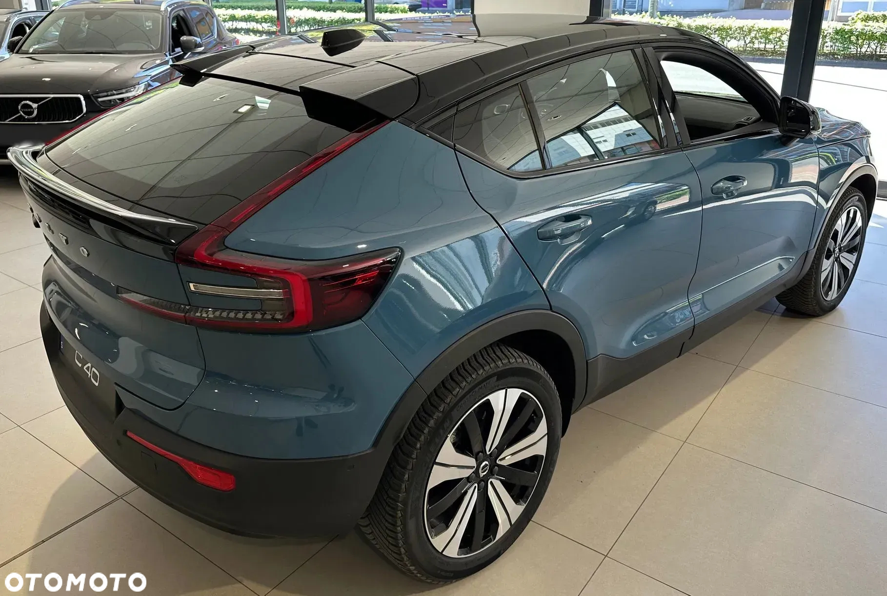 Volvo C40 - 8